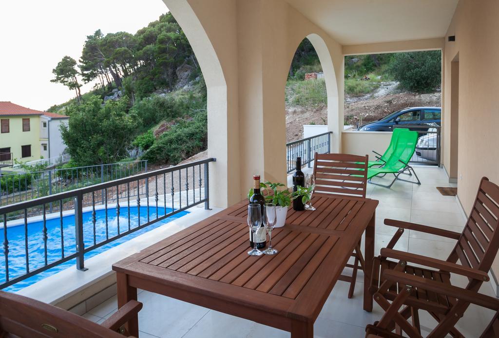 Apartments Fiona - Away From City Crowds Makarska Habitación foto